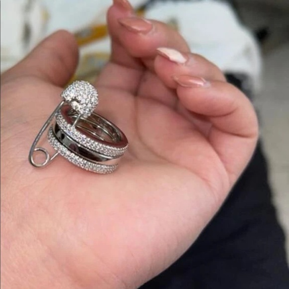 14k Gold Plated Ring - Picture 4 of 5